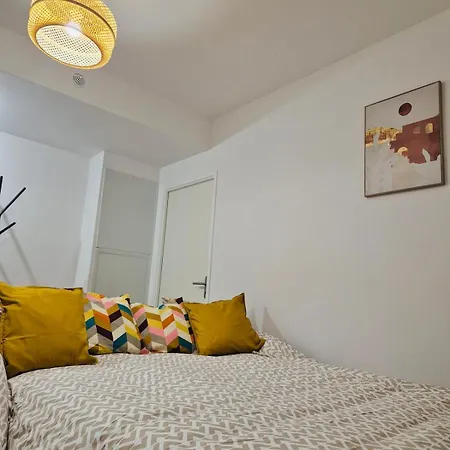 Modern 10 Min From Disneyland