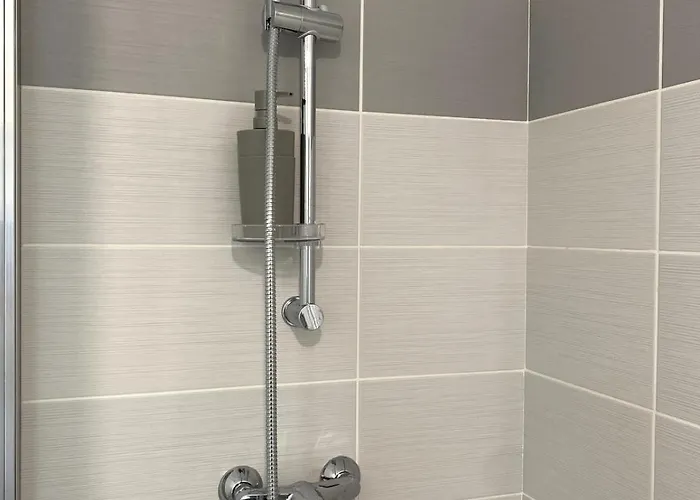 Modern 10 Min From Disneyland Διαμέρισμα *