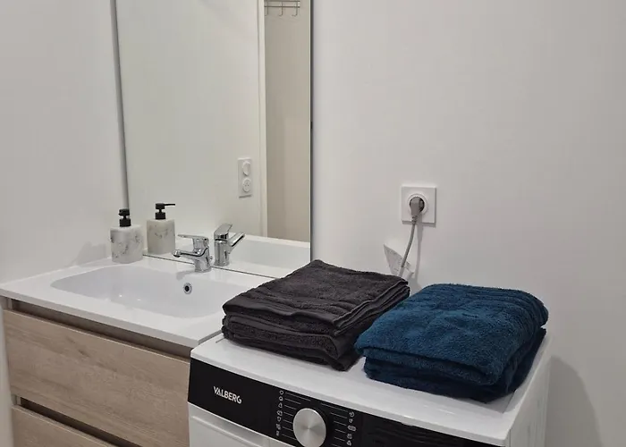 Modern 10 Min From Disneyland